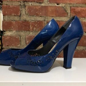 Aldo Blue heels size 8
